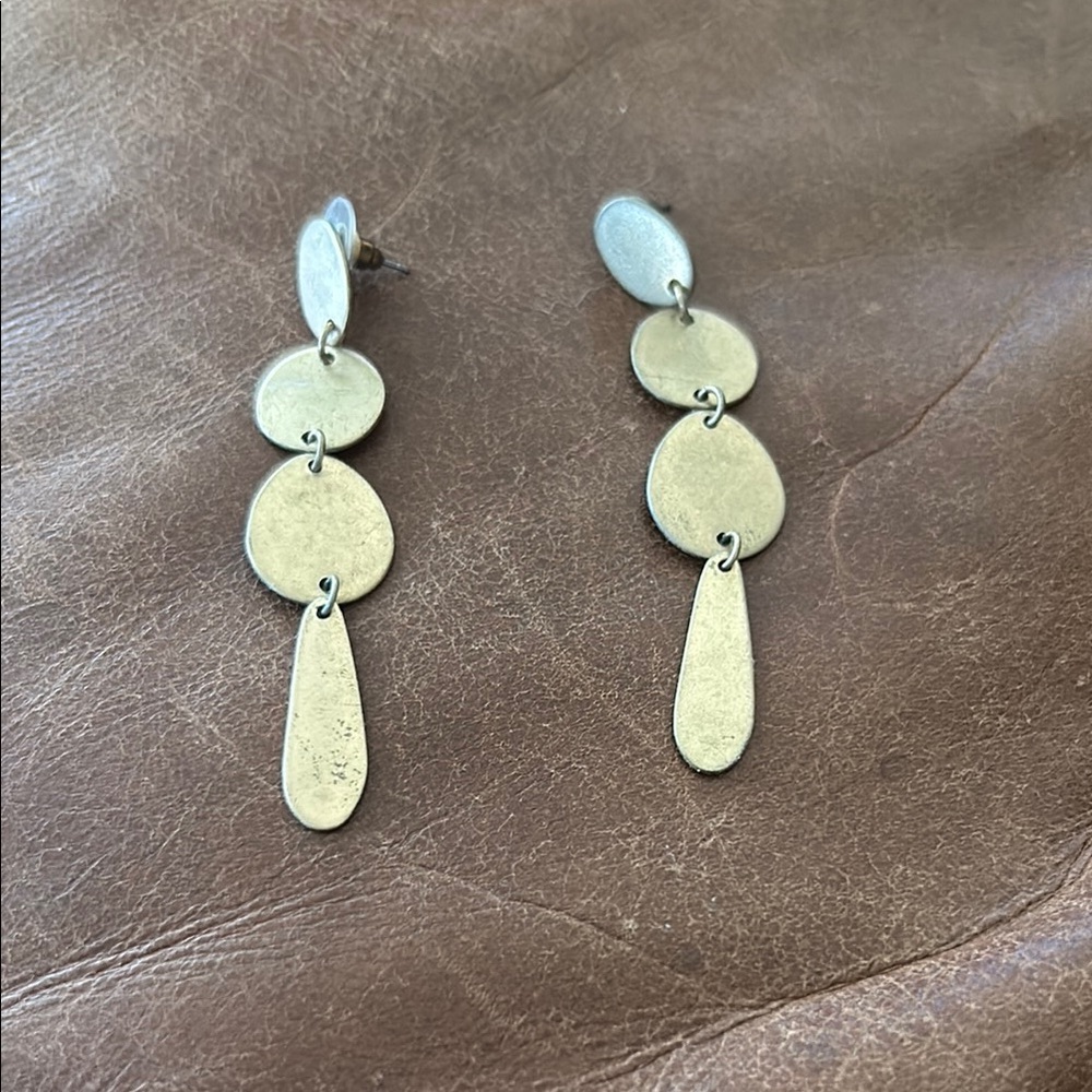 Elegant Gold Dangle Earrings